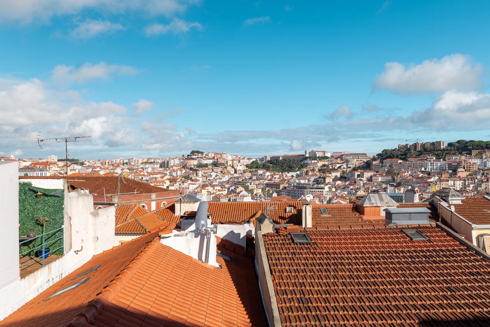 Contemporary Lisbon Apartment In Historical Chiado Eksteriør billede